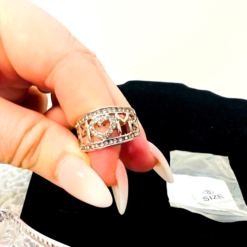 New Mom ring
